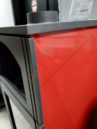 Чугунная печь-камин Laguna, красная (Plamen)